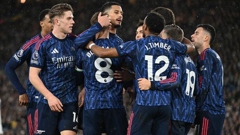 队记：太阳管理层和教练组都在强调 新赛季要打得更快并注重防守