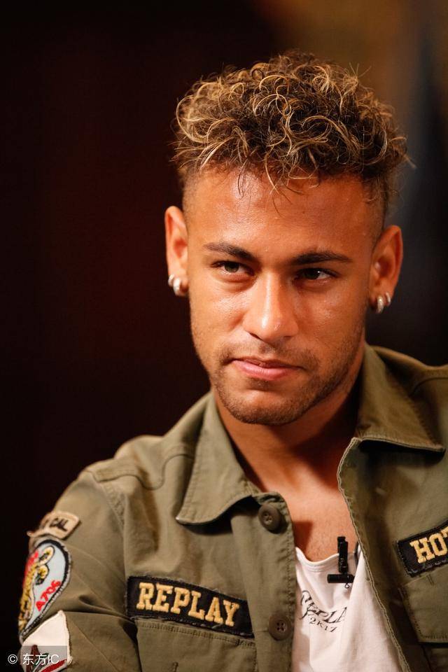 巨星还是角 巨星还是角