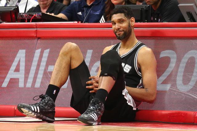 他在攻防两 他在攻防两